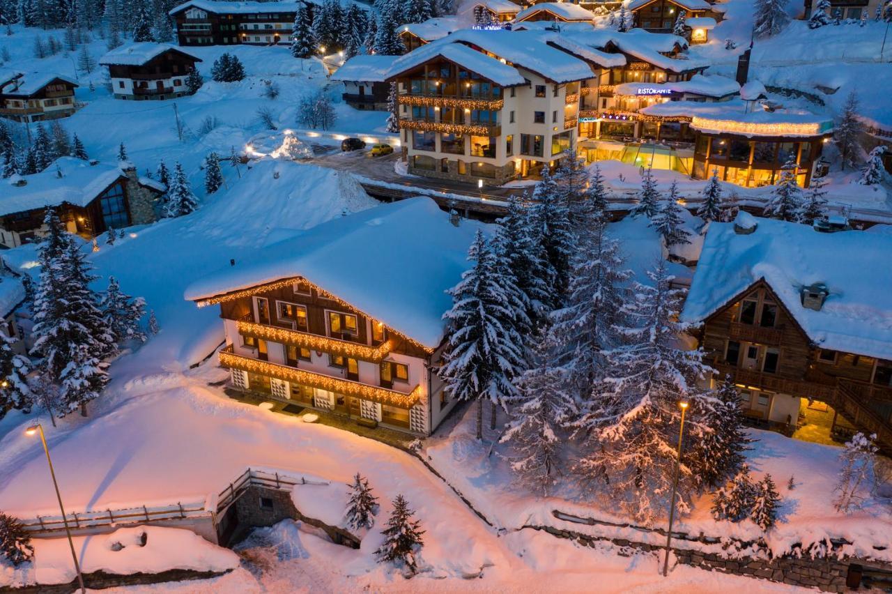 Hotel Duc De Rohan Ливиньо Экстерьер фото