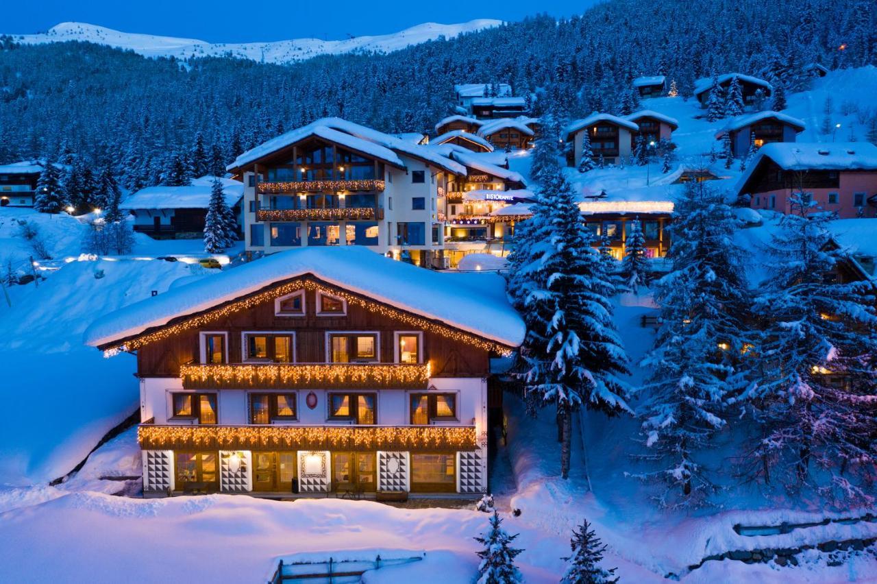 Hotel Duc De Rohan Ливиньо Экстерьер фото
